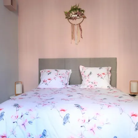 Laureclipse2 梅尔·莱斯·拜恩斯