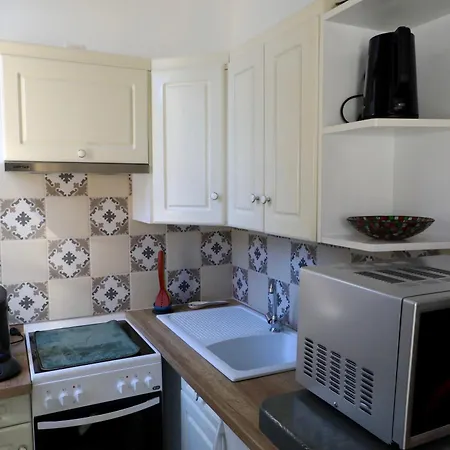 Laureclipse2 * 梅尔·莱斯·拜恩斯